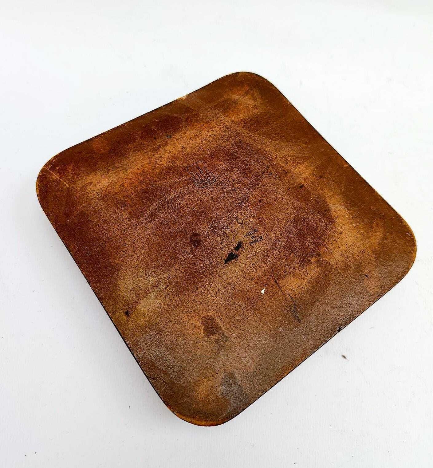 Fontana Arte Style Thick Glass Ashtray With Leather Base, Vintage Space Age Design photo vintage