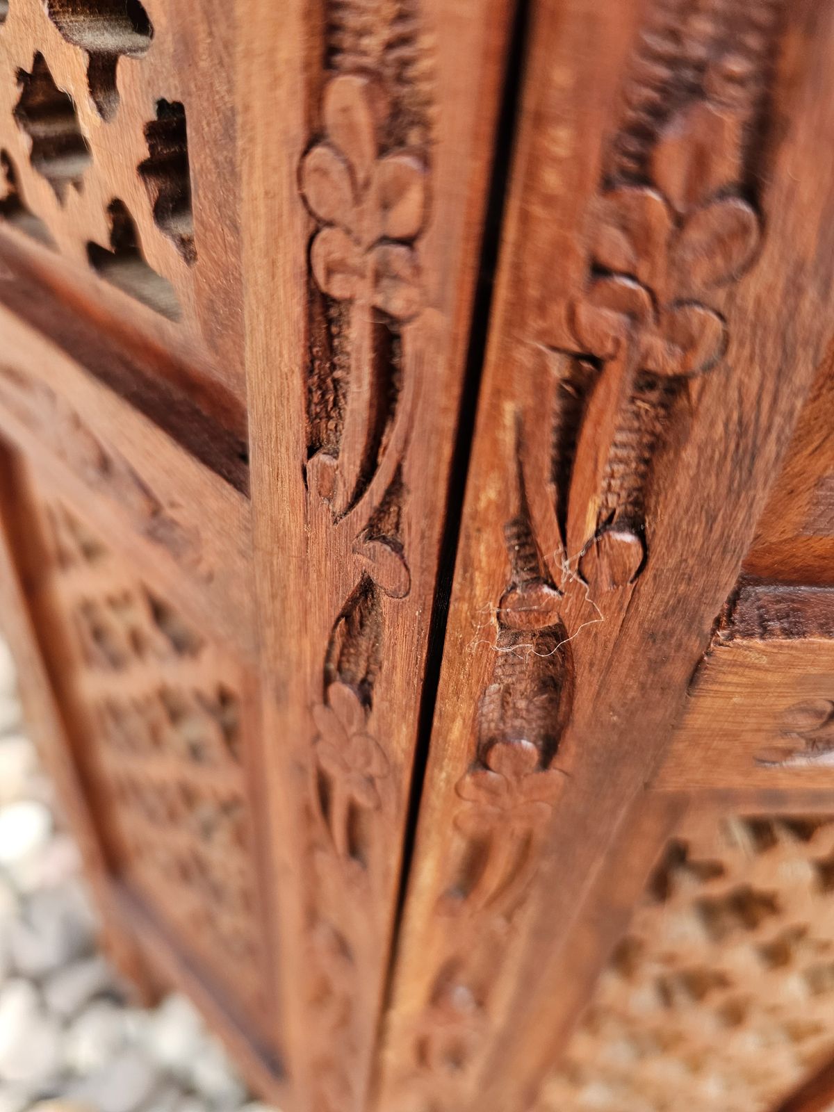 Stylla London Indian Hand Carved Sheesham Jali Wooden Side Table photo 129.0