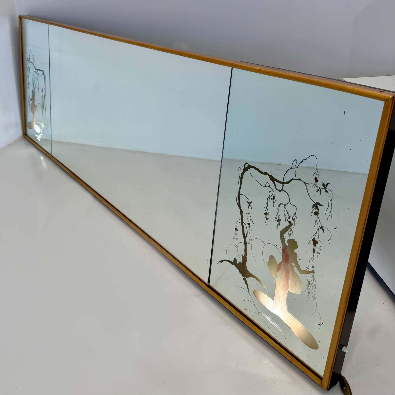 photo furniture Art Deco Mirror Attributed To Osvaldo Borsani, Italy 1940s