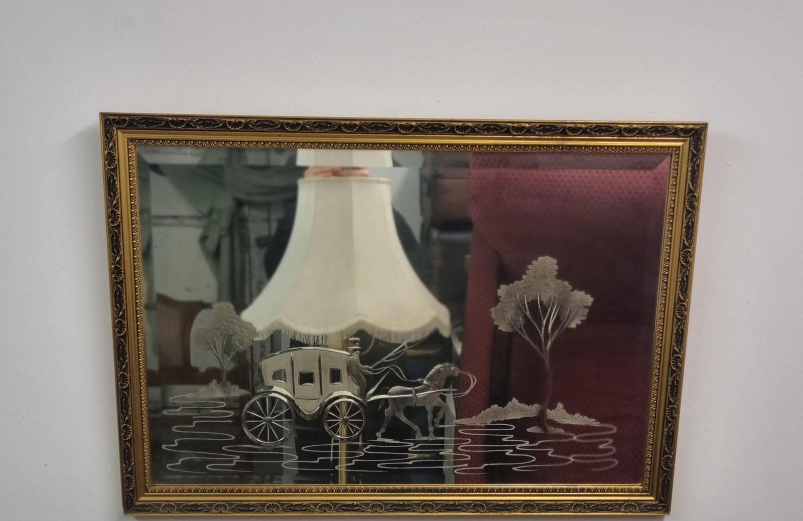 Vintage Decorative Wall Mirror / Etched Carriage Scene / C.1960–1970 / Gilt Frame photo furniture