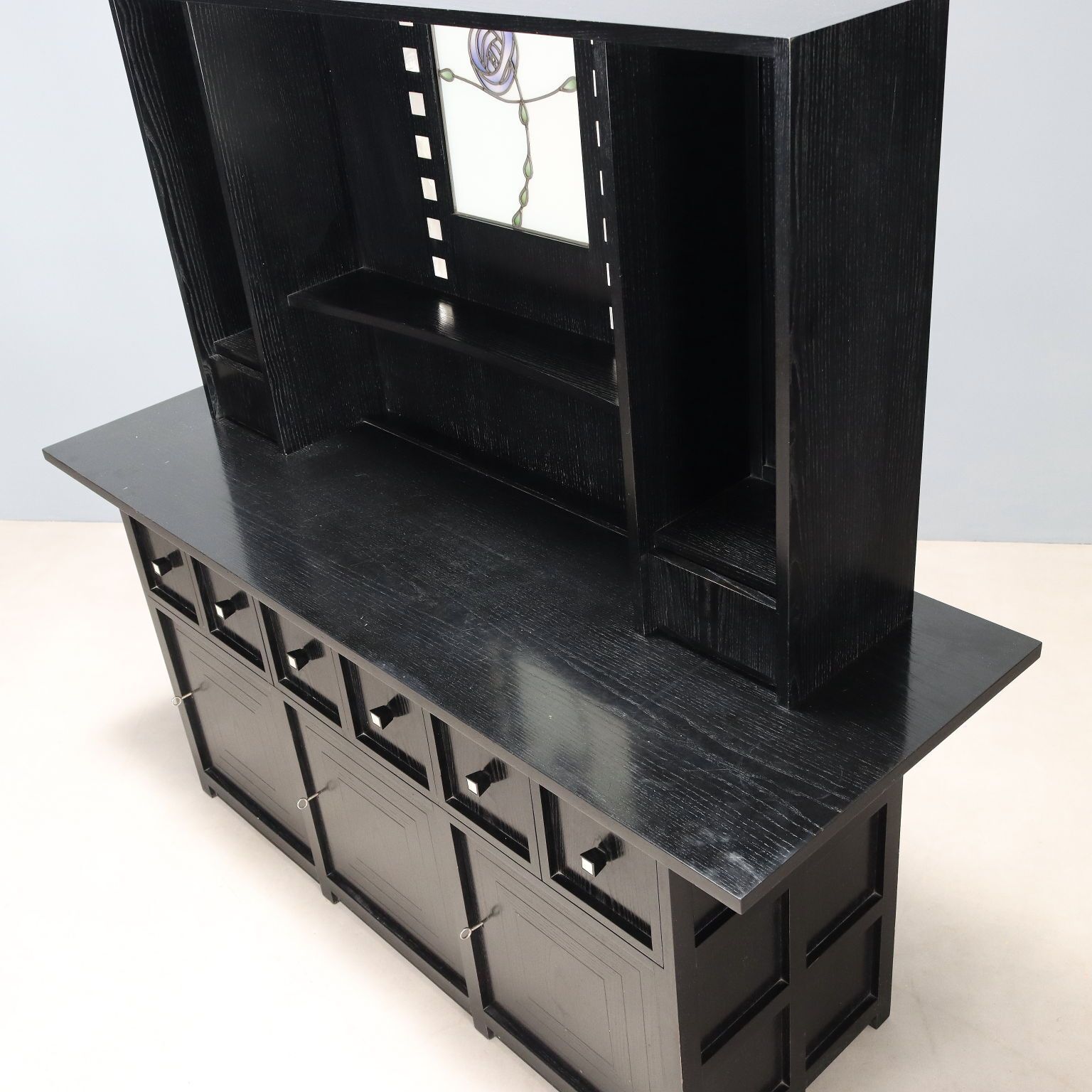 photo for sale Mobile Credenza Di Charles Rennie Mackintosh Per Cassina