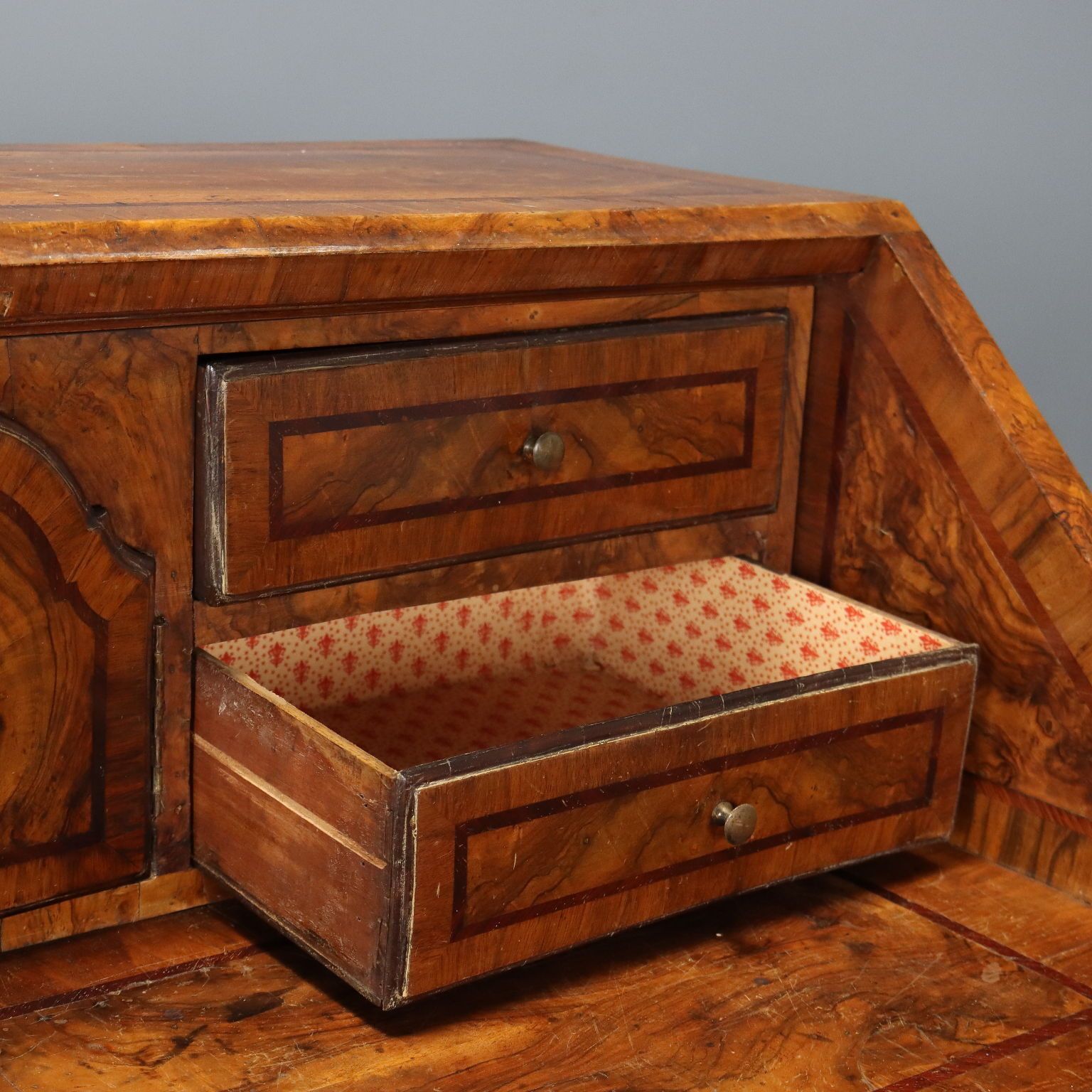 Antique Flap Cabinet Walnut Burl 8 Drawers Italy XVIII Century photo 1030.0