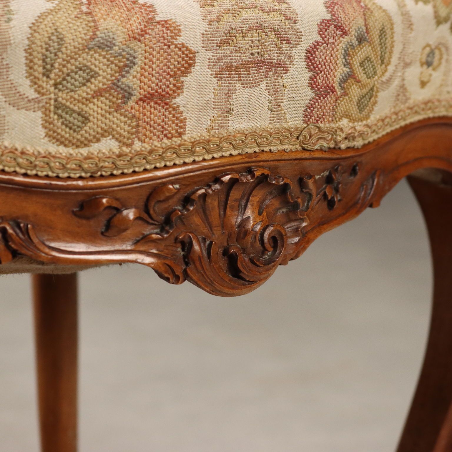 photo buy Chairs Baroque Style Carved Walnut Italy XIX Century