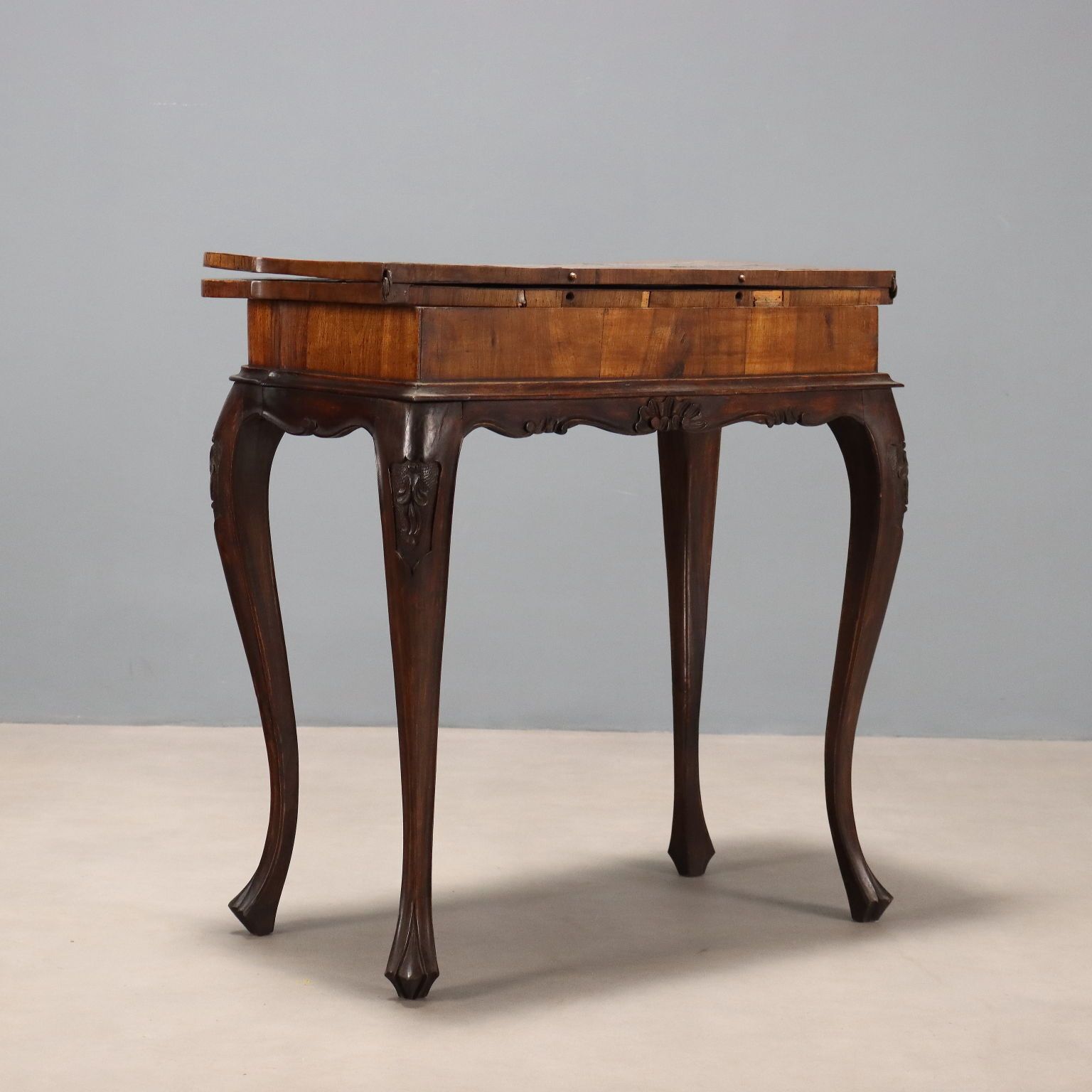 photo furniture Antique Game Table Walnut Beech Openable Top Italy XX Century