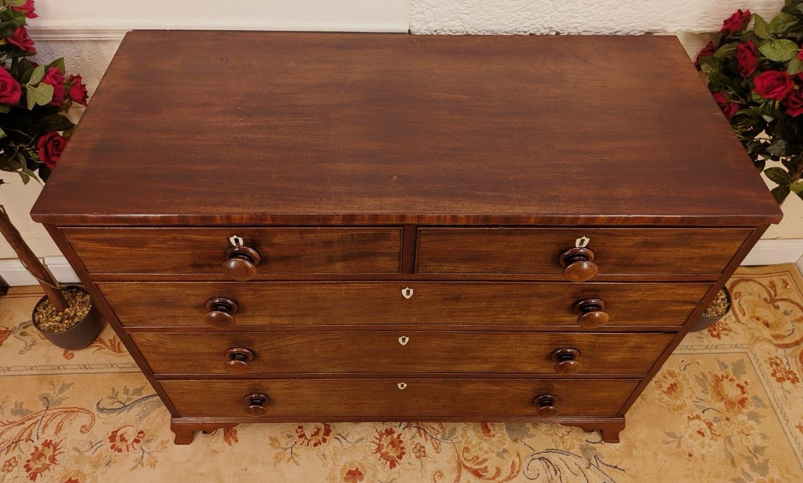 Geogian Early 19th Century Solid Mahogany Chest Of 2 Over 3 Graduating Drawers photo vinterior