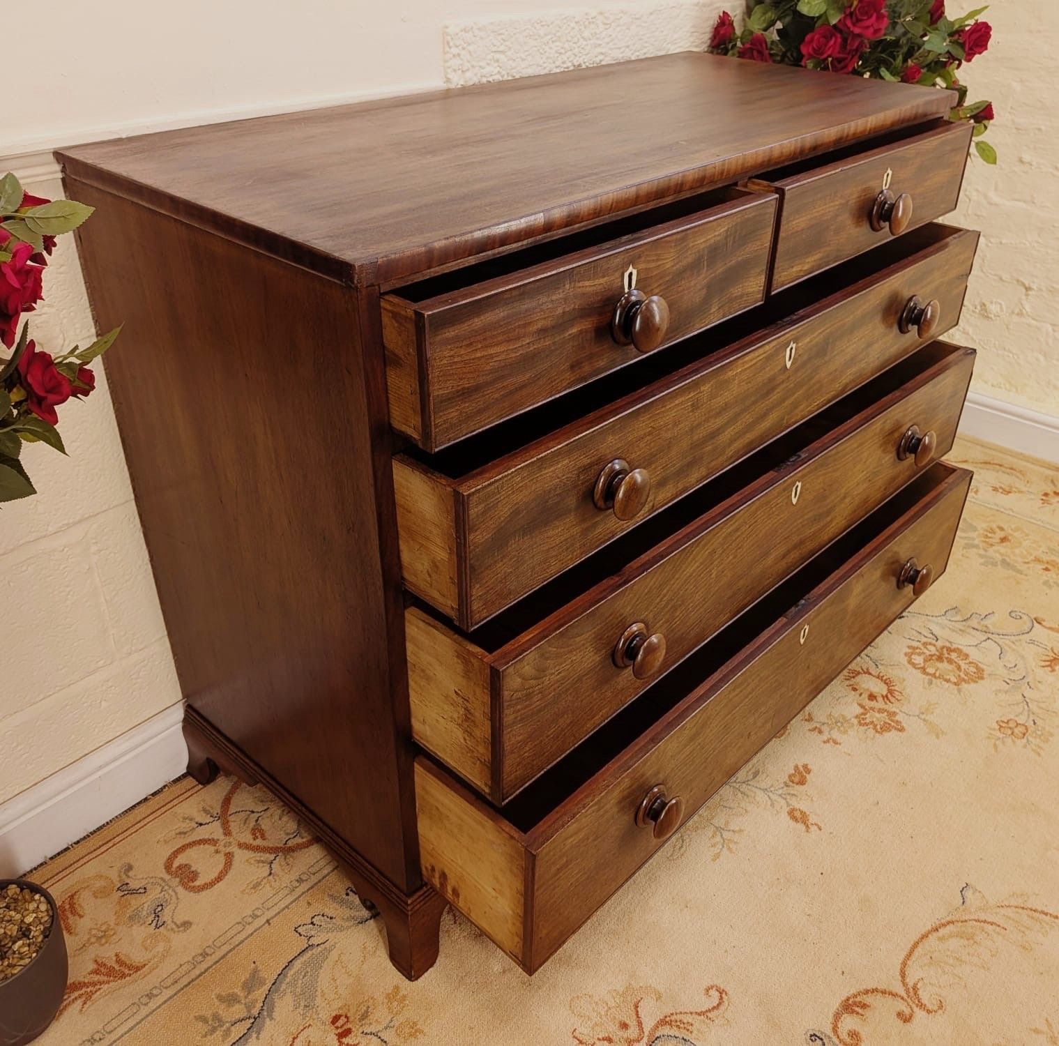 photo for sale Geogian Early 19th Century Solid Mahogany Chest Of 2 Over 3 Graduating Drawers