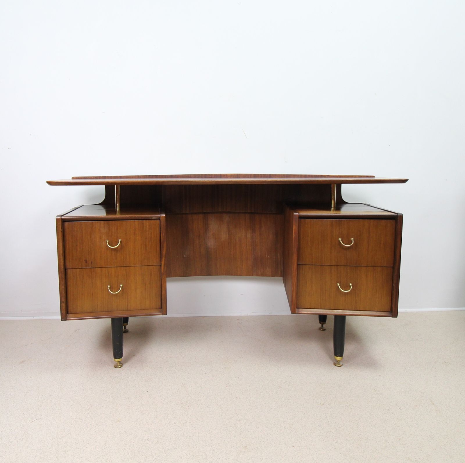 photo vinterior Mid Century Curved Floating Top Desk By E Gomme G Plan