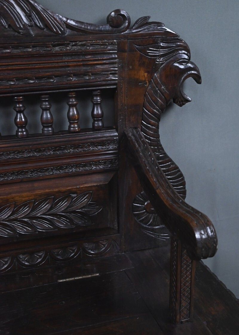 photo furniture Oak Storage Bench, Neo Gothic Style – Early 20th Century
