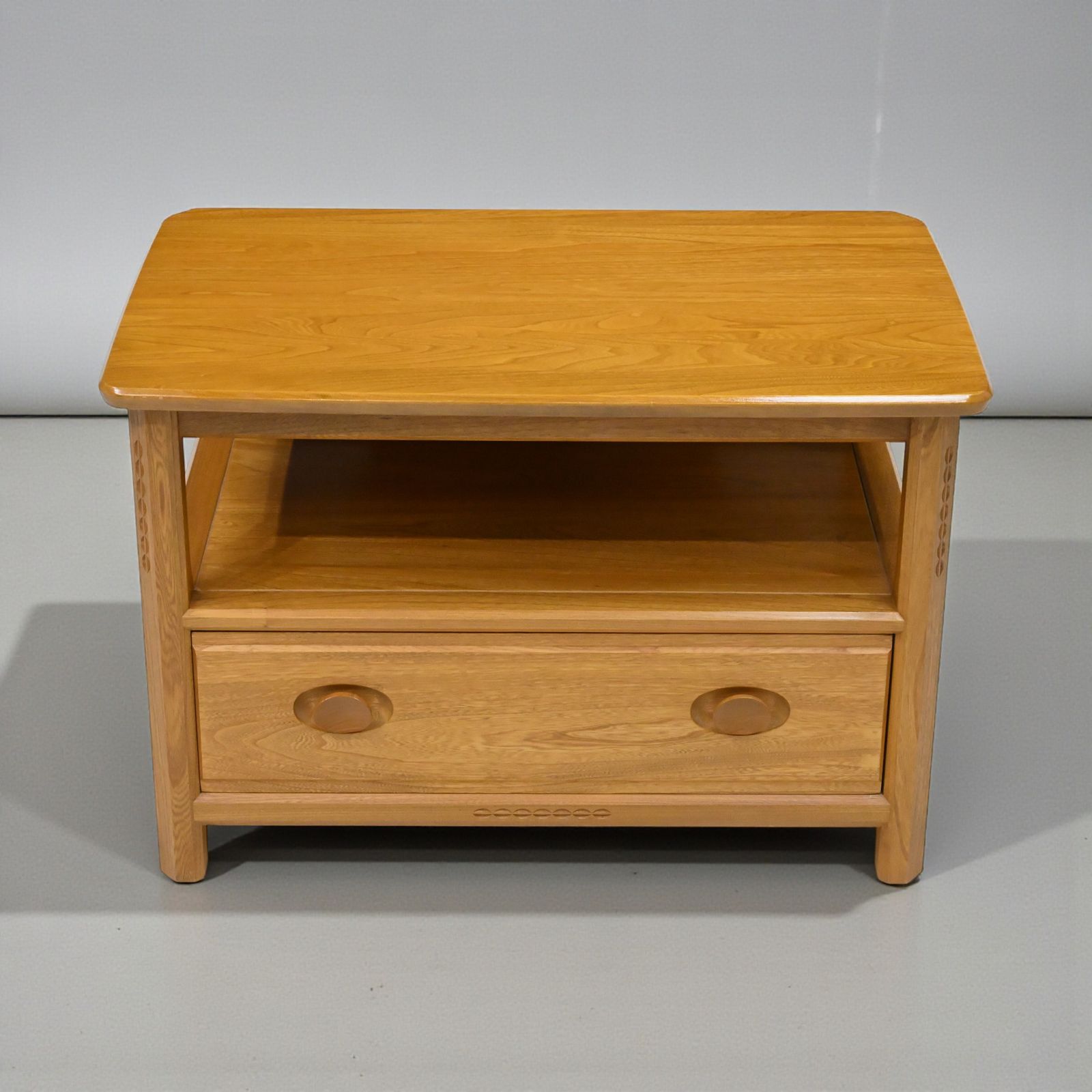 Ercol Corner Tv Stand Video Cabinet Corner Flap Light Finish Free Uk Delivery*