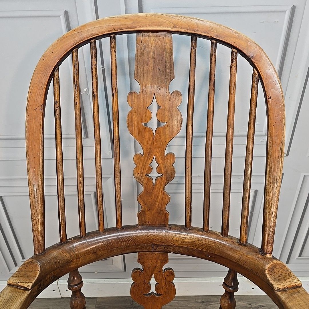 330.0 Antique Windsor Armchair Elm Seat Hoop Back 19th Century Turned Wooden Chair photo