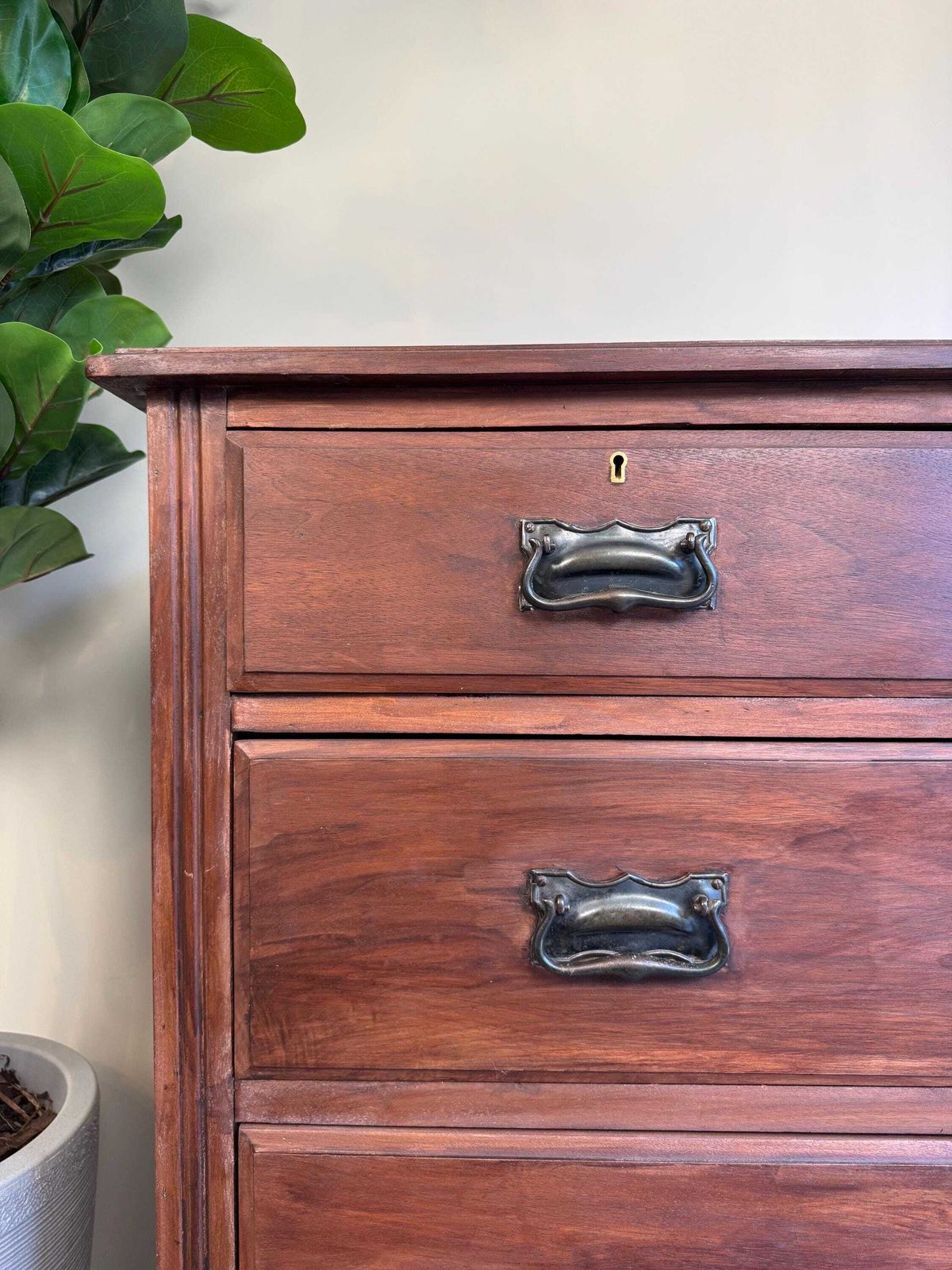 Solid Wood Antique Chest Of Drawers: Large 5 Drawer Dresser With Metal Handles photo vinterior