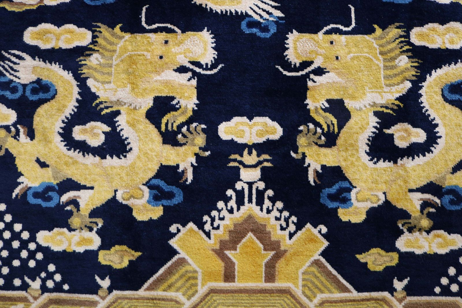 Antique Chinese Dragon Rug, 167 × 167 Cm, Circa 1940 photo Textiles