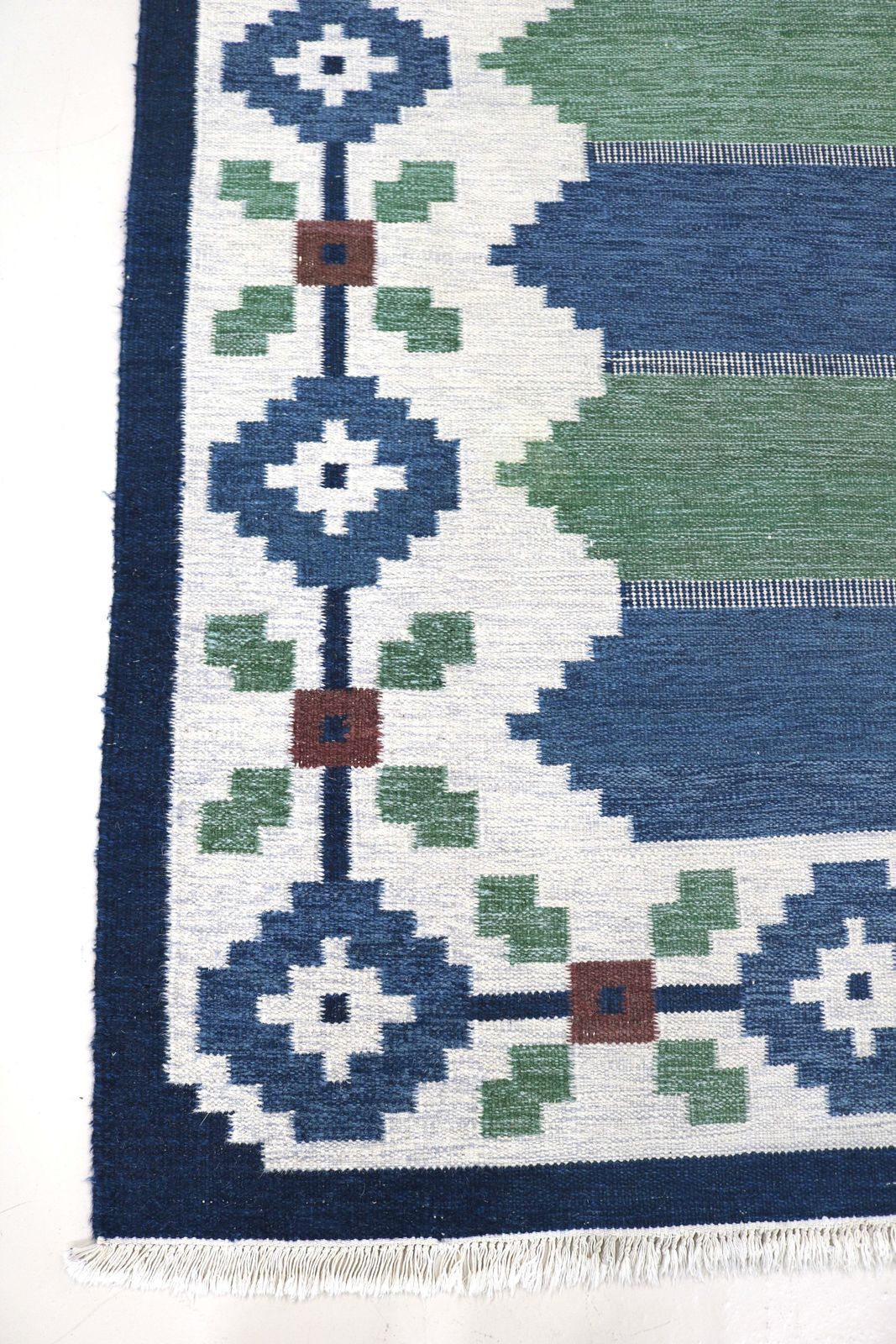 Vintage Swedish Kilim Rug, 235x168 Cm (Circa 1950s–1960s)