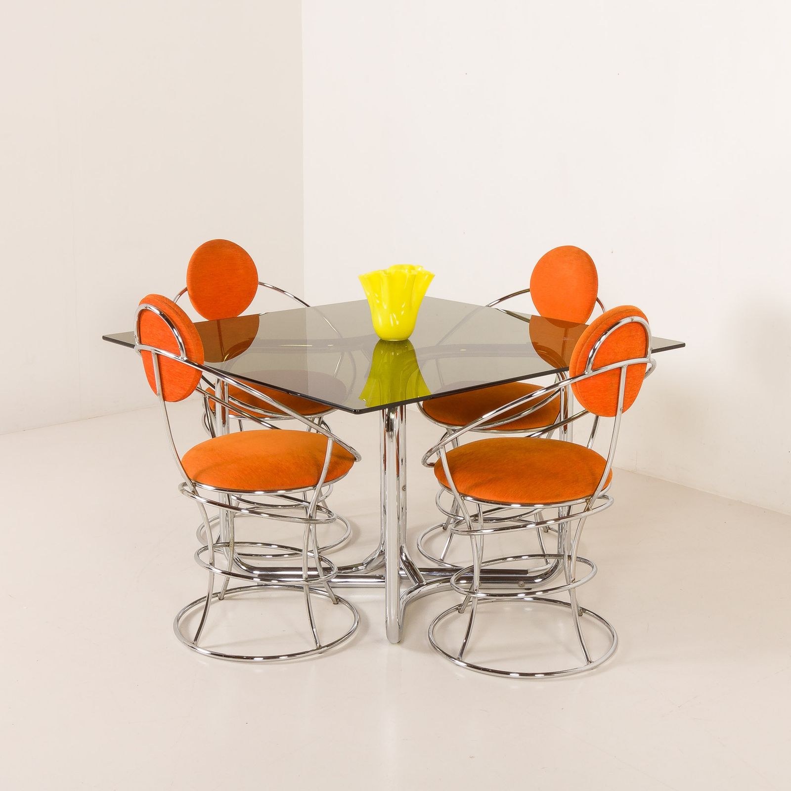 Italian Space Age Dining Table With 4 Chairs Atrr. To Giotto Stoppino, 1970s photo for sale