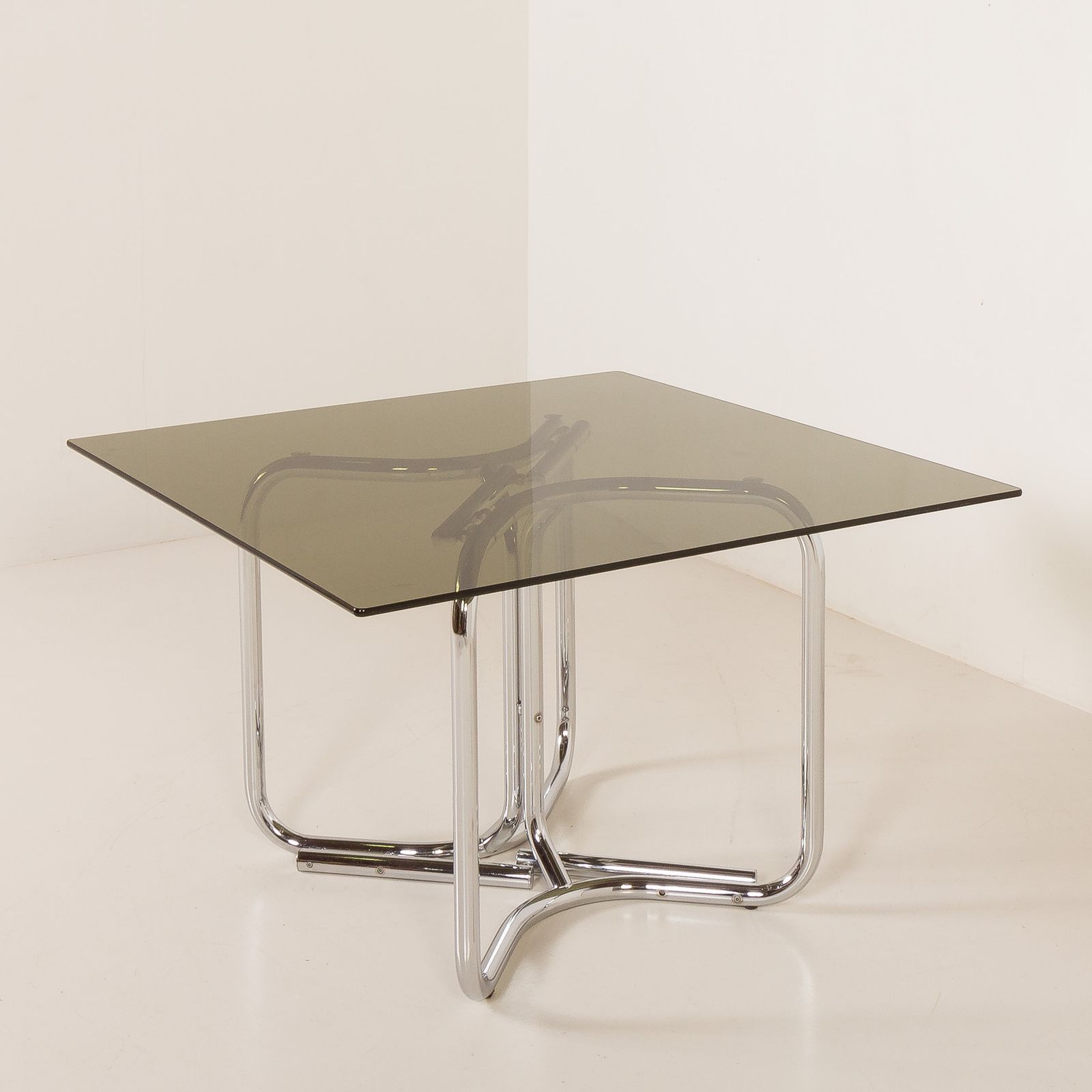 Italian Space Age Dining Table With 4 Chairs Atrr. To Giotto Stoppino, 1970s photo 2010.0