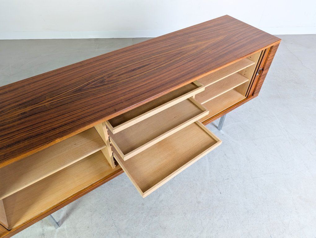 photo vinterior Hans J. Wegner Rosewood Sideboard Ry 25 Møbler President 1960