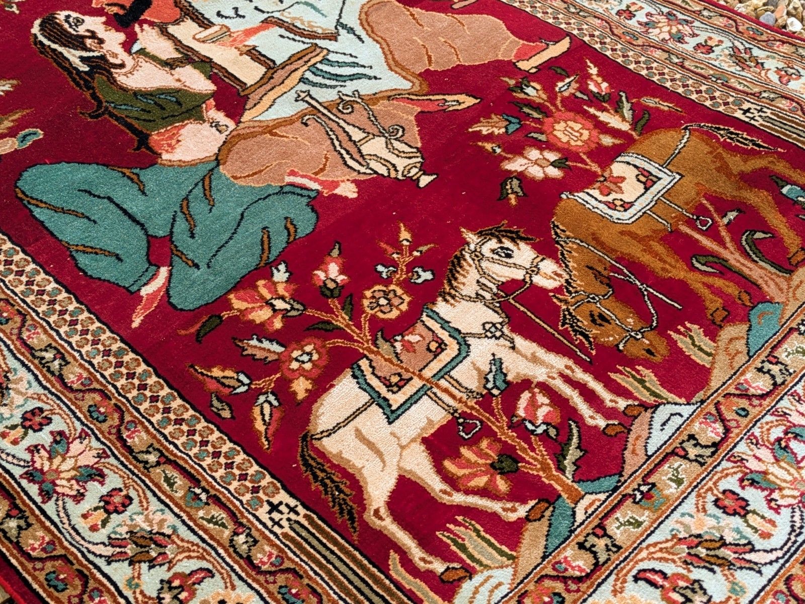 Indian Silk Pictorial Rug Carpet photo vinterior