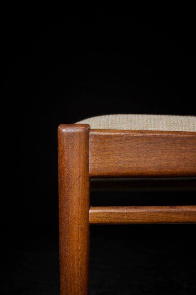 2374.0 Mid Century Modern Danish Teak And Beige Fabric Chairs, 1960s, Set Of 4 photo