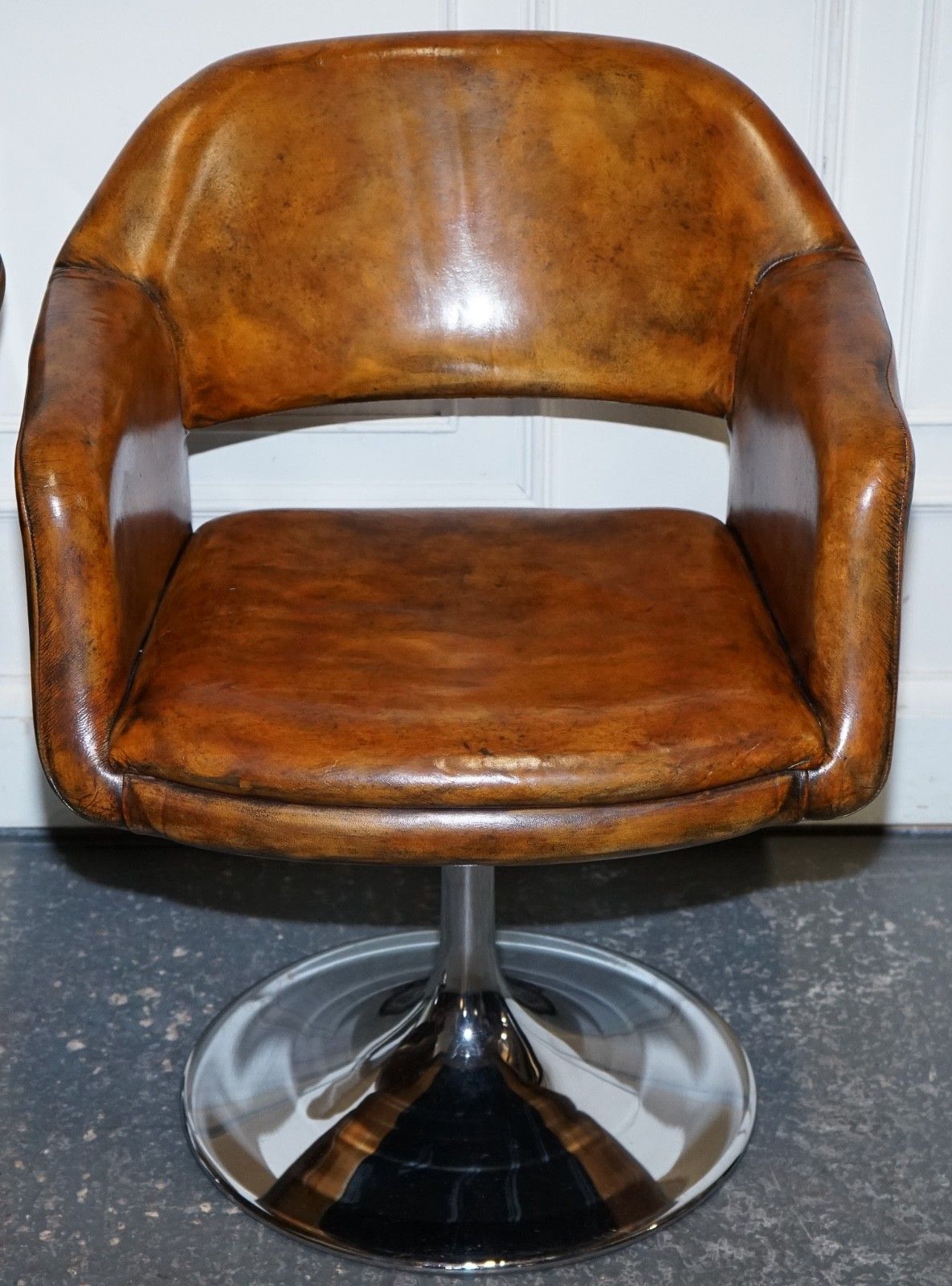 photo vinterior Set Of Four Restored Hand Dyed Leather Largo Johanson Design Swivel Armchairs