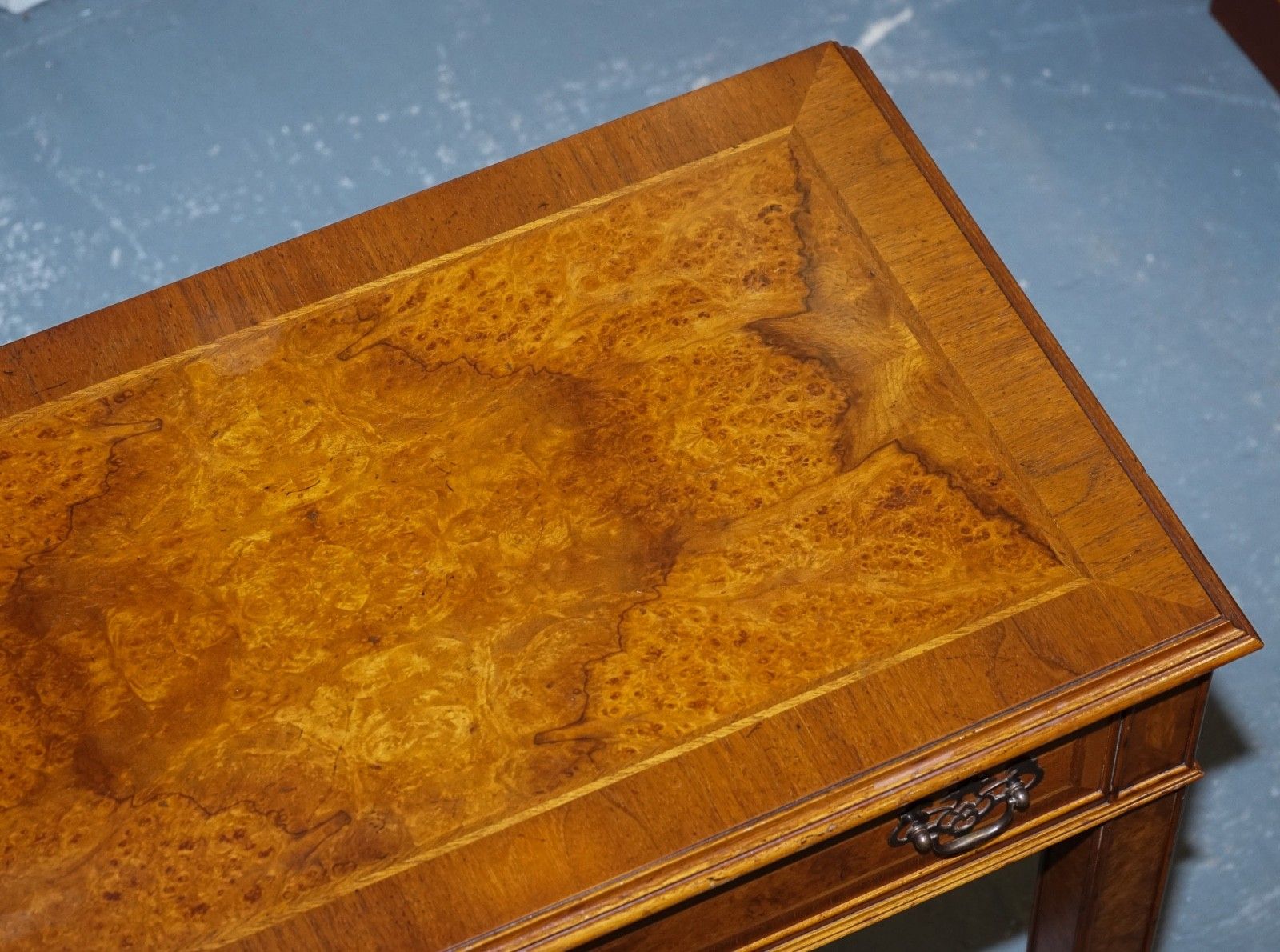 2250.0 Georgian Style Brights Of Nettlebed London Burr Walnut Console Table photo