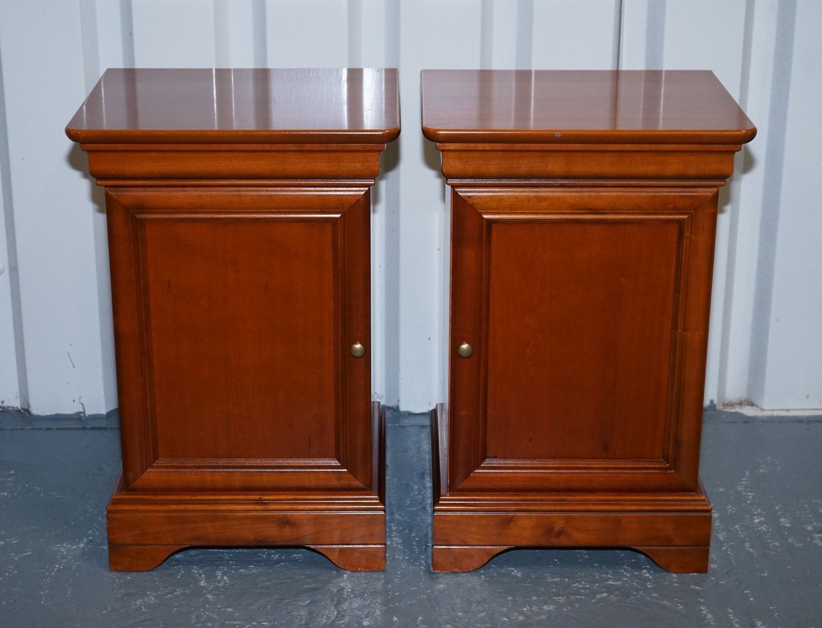 Vintage Pair Of Cherry Wood French Style Nightstands Bedside Tables photo vinterior