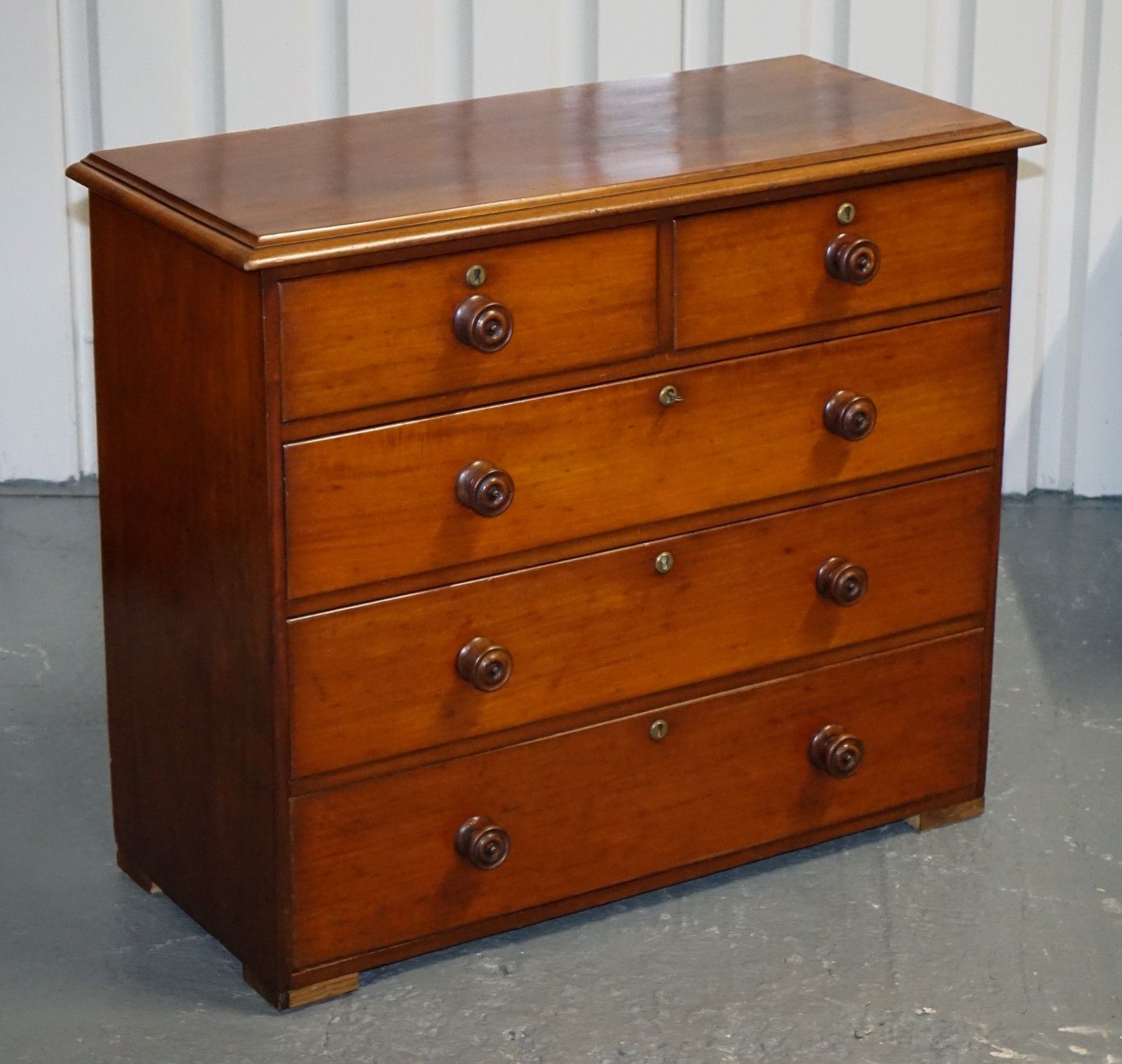 Large Early Victorian Chest Of Drawers With Original Knobs And Locks photo furniture