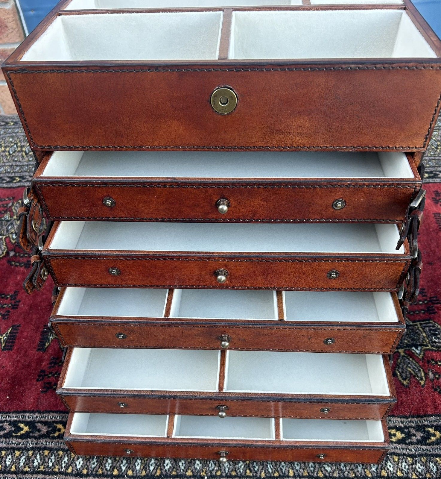 Superb Quality Hand Crafted Antique Style Leather Campaign Jewellery Box photo Home Decor