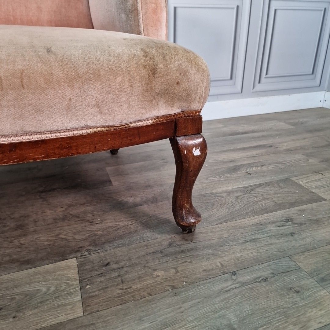 photo vinterior Antique Decorative Armchair Carved Chair Upholstered High Back Edwardian