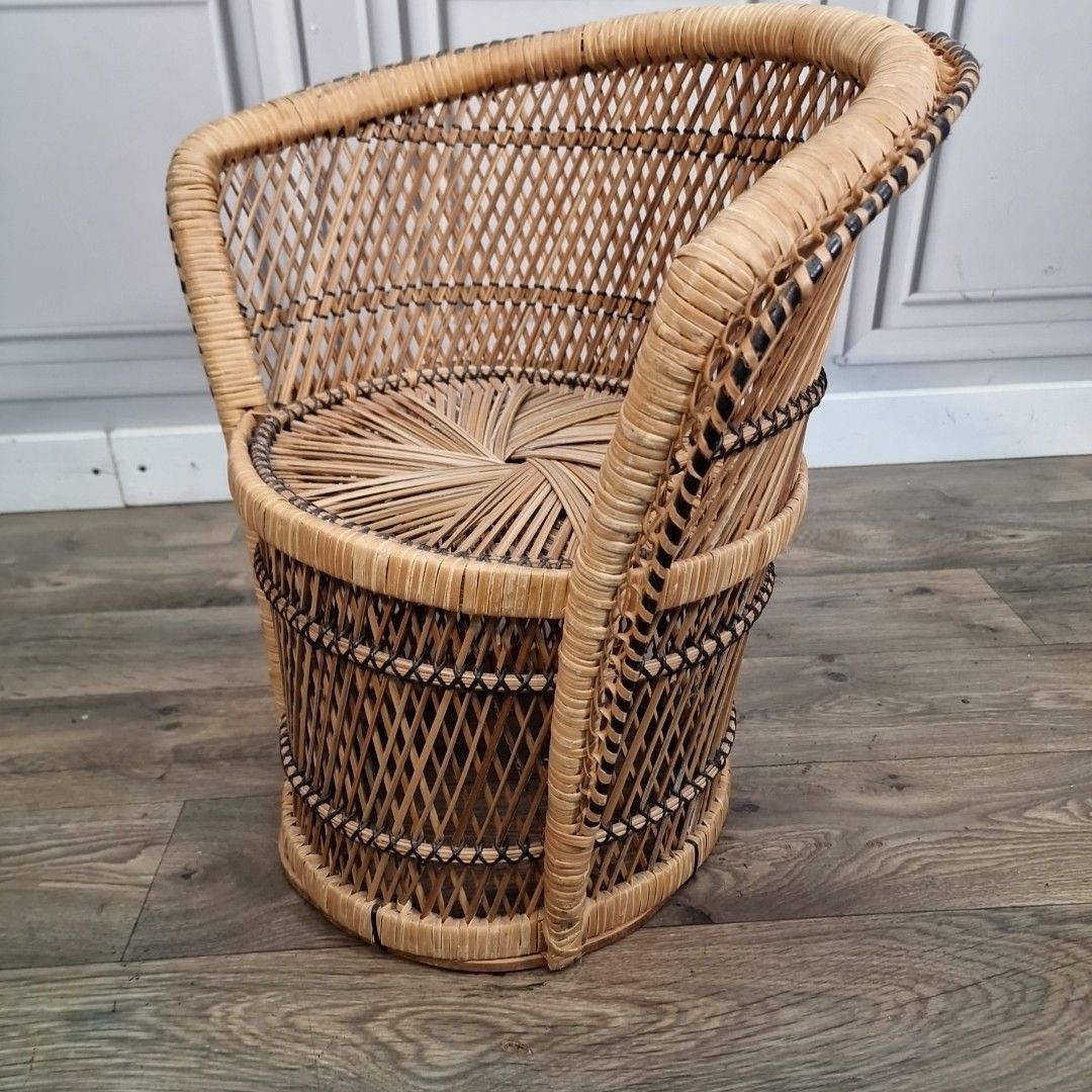 photo vinterior Retro Vintage Childs Chair Small Rattan Bamboo  Mid Century Seat Boho Tiki