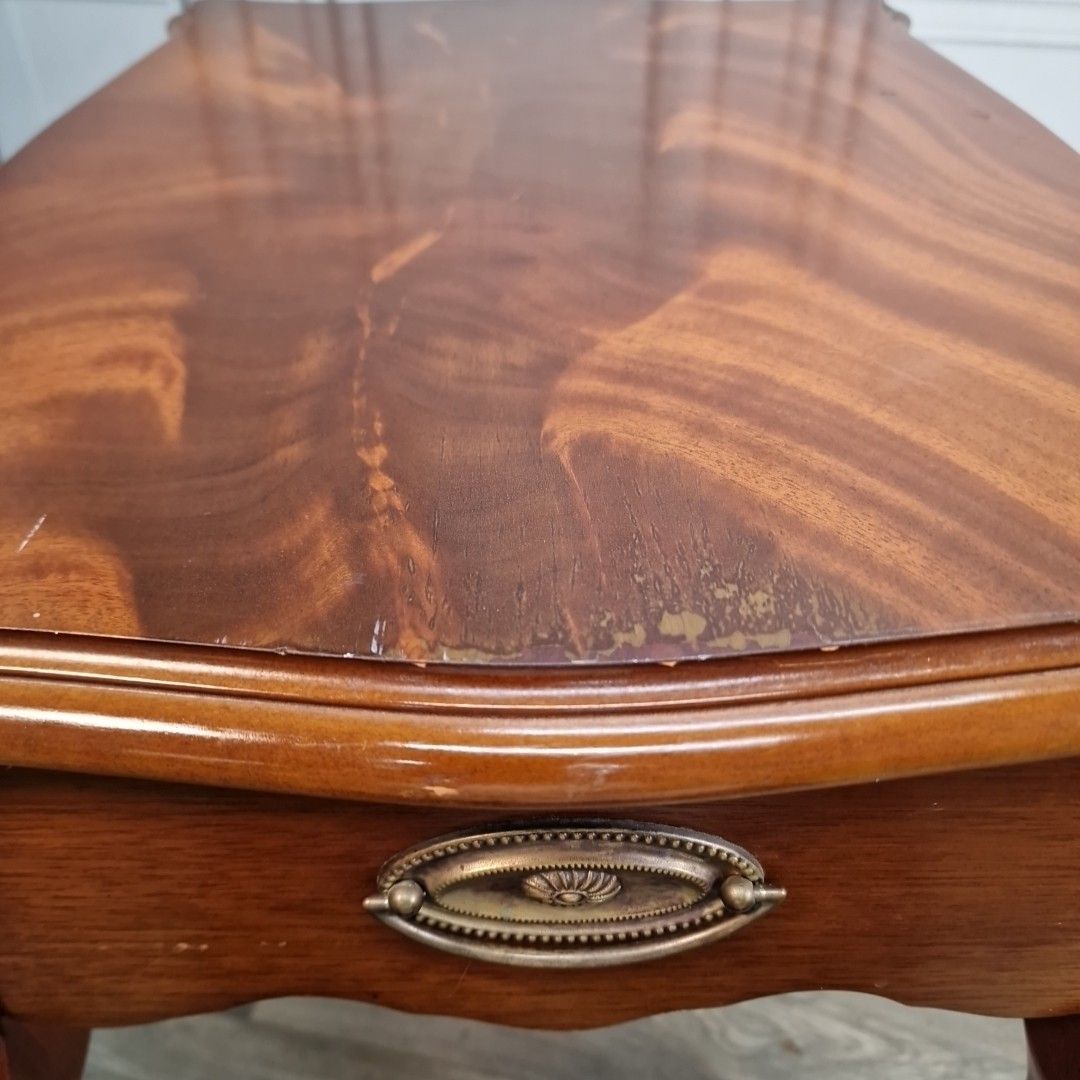 Furniture Vintage Side End Table Antique Queen Anne Style Mahogany Cabroile Legs Retro photo