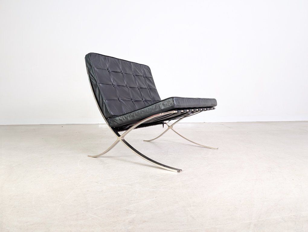 Knoll International Barcelona Armchair By Mies Van Der Rohe, Black Leather photo 3965.0