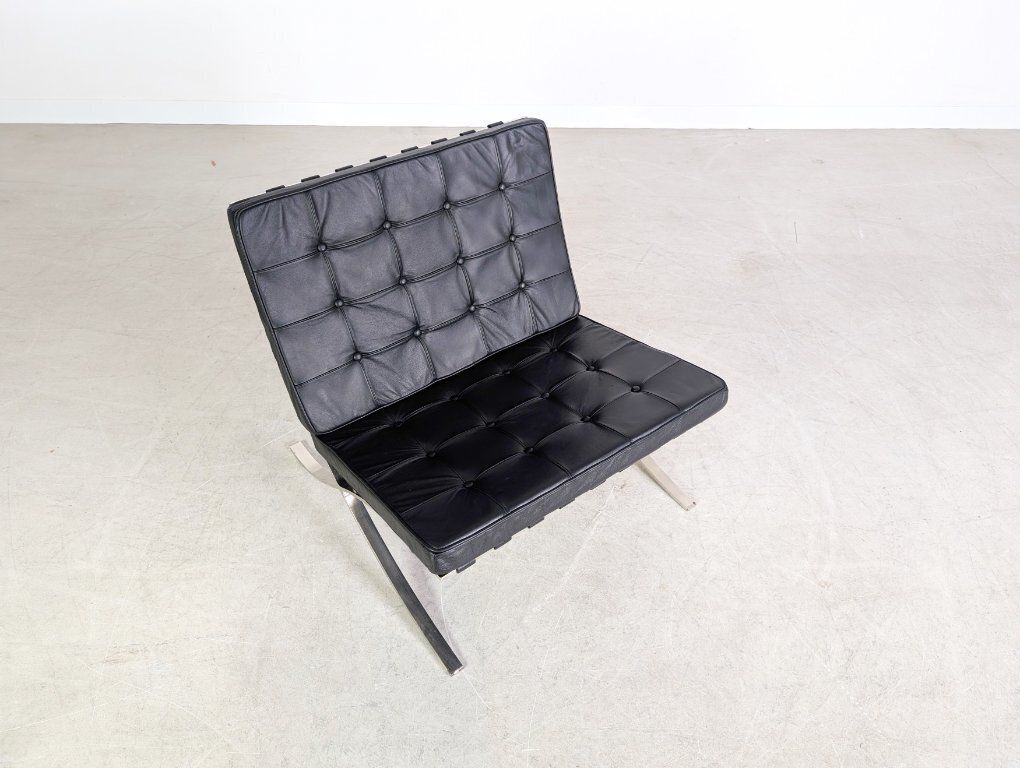Knoll International Barcelona Armchair By Mies Van Der Rohe, Black Leather photo vintage