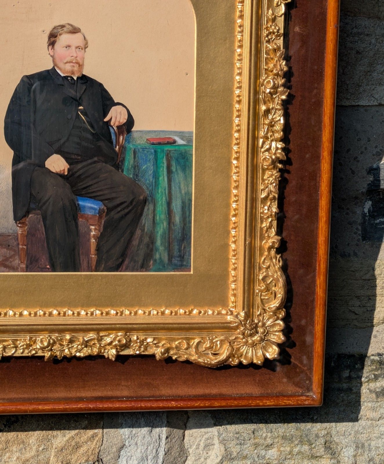 Rare Victorian Gilt Frame Deep Glazed Box Velvet Mount With Portrait  (Q) photo 195.0