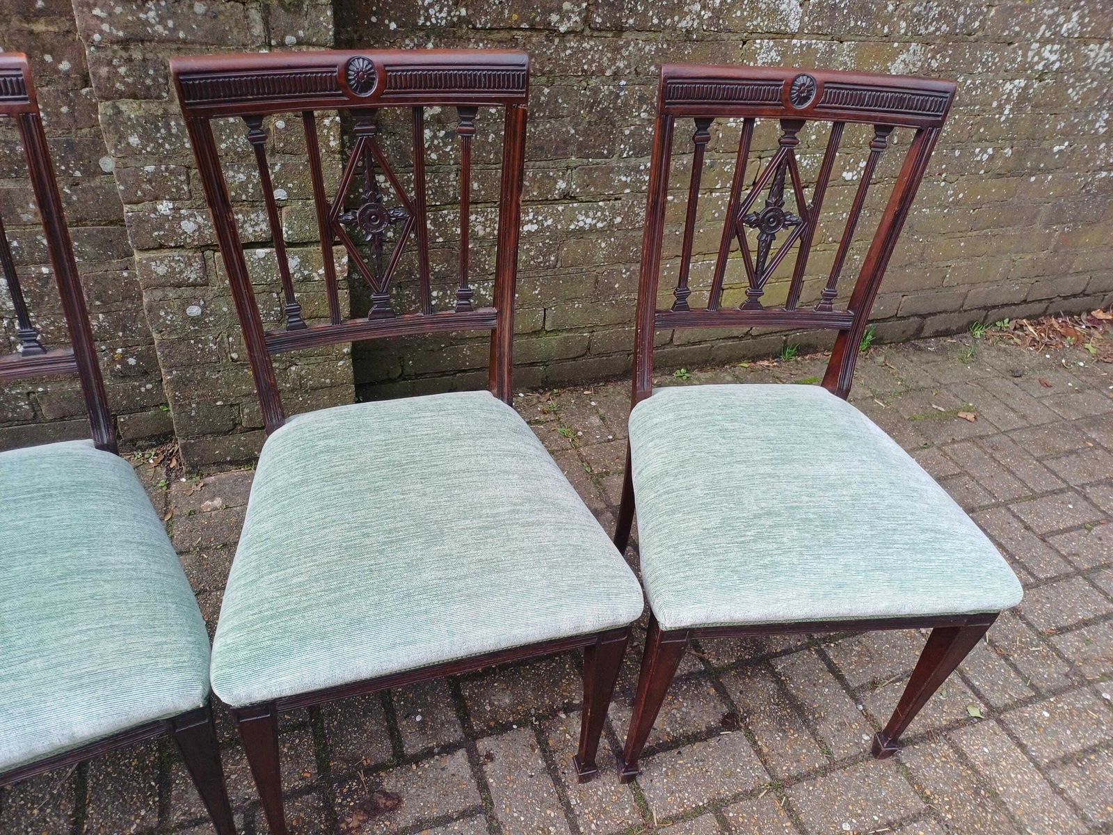 Antique Victorian Mahogany Rosewood Dining Chairs Set Of Four Carved High Back Upholstered Seats Fine Quality English Furniture photo vinterior