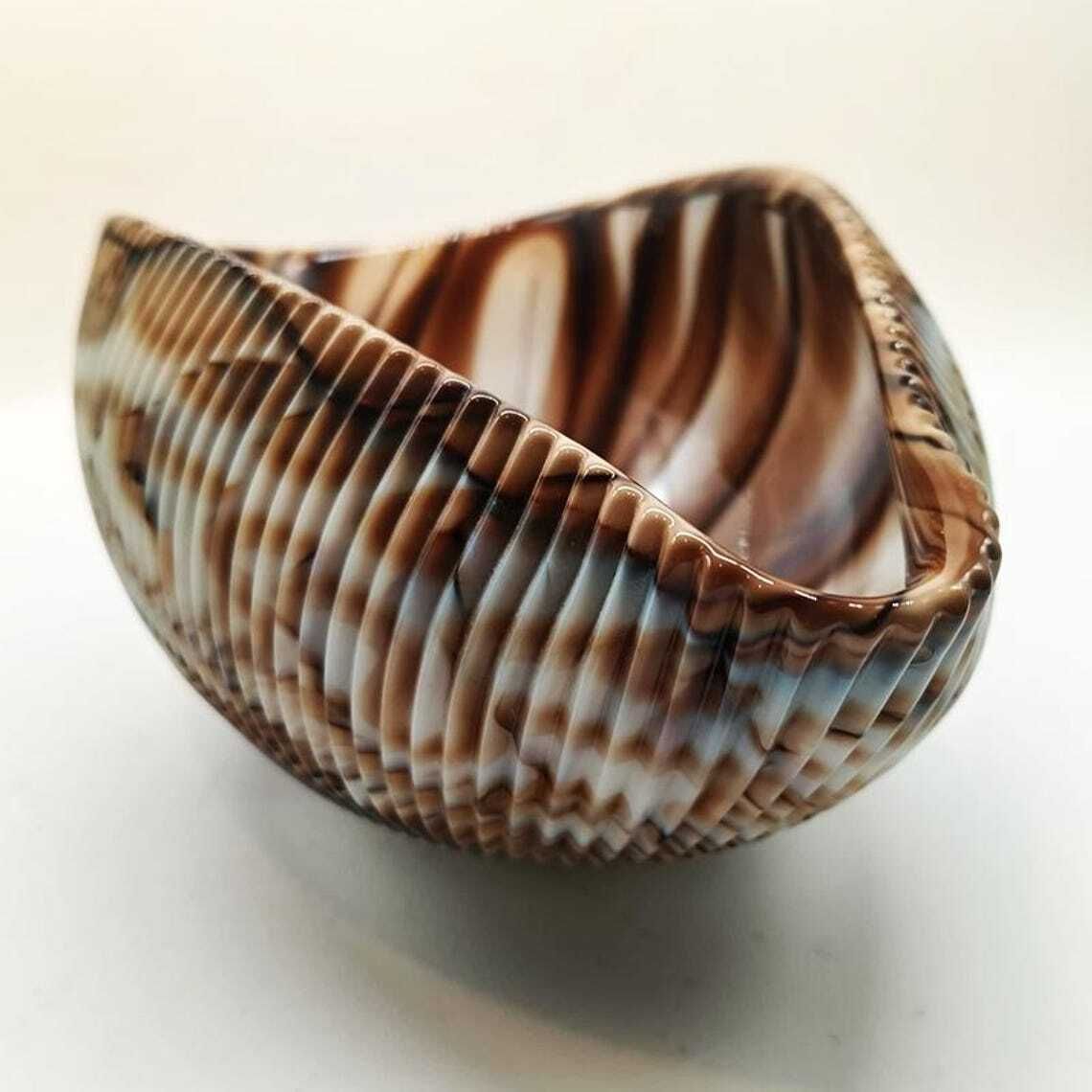 1970s Shell Ashtray   Empty Pocket In Hand Worked Murano Art Glass. Made In Italy. Original Label   18 Cm / 7.08 Inches. photo for sale