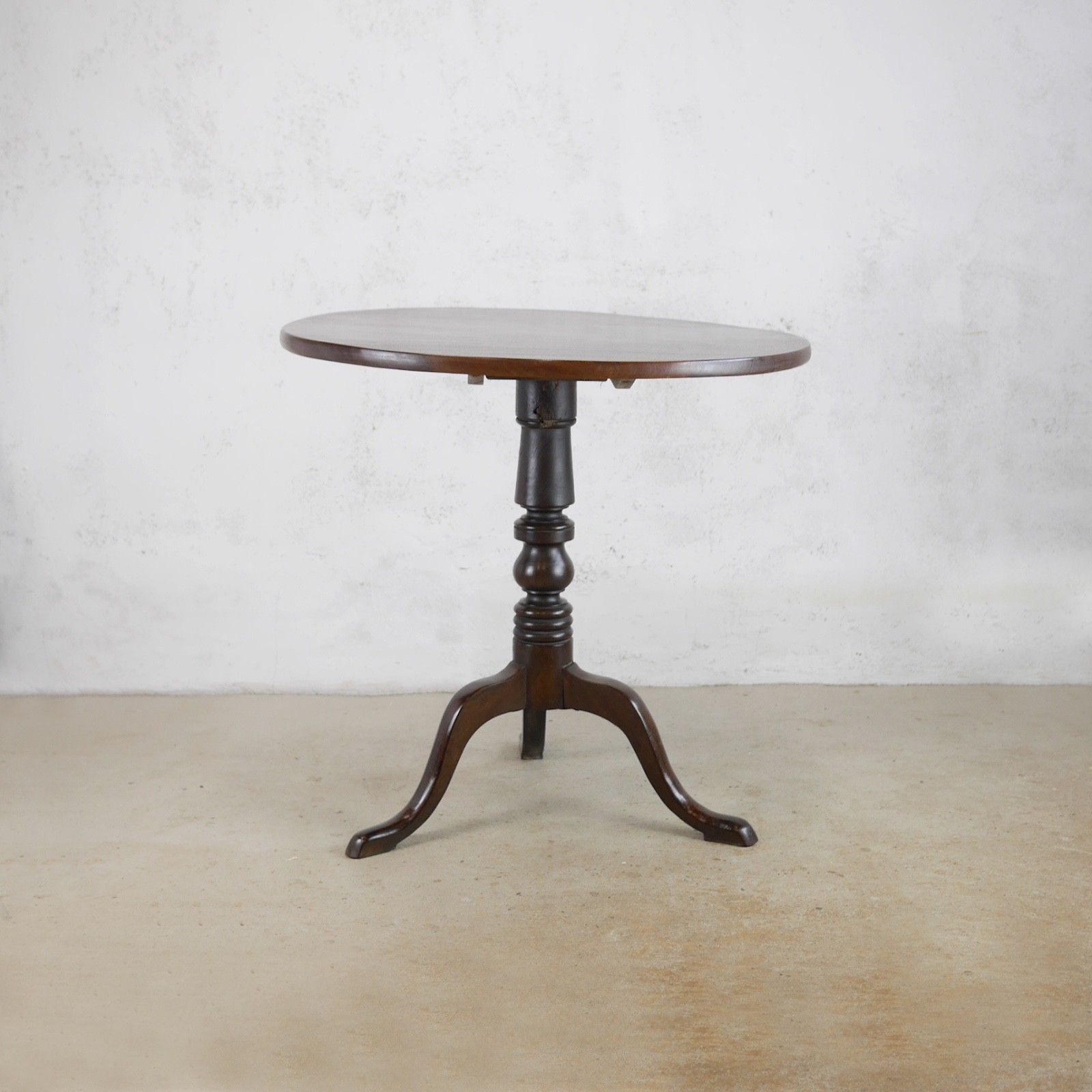Antique 18th Century Georgian Cuban Mahogany Tripod Tilt Top Table #103061 photo for sale