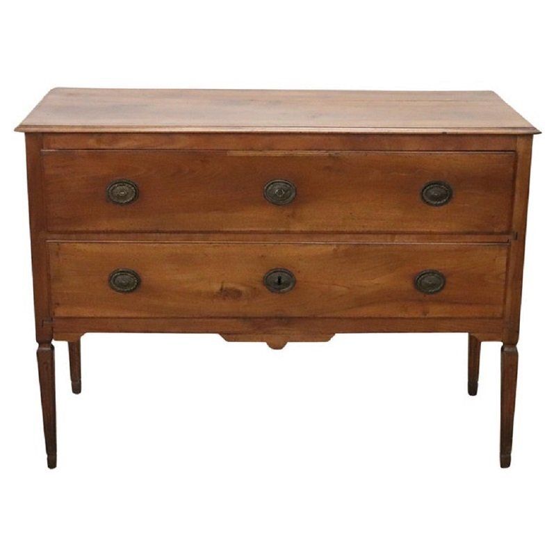 Antique 18th Century Walnut Chest Of Drawers