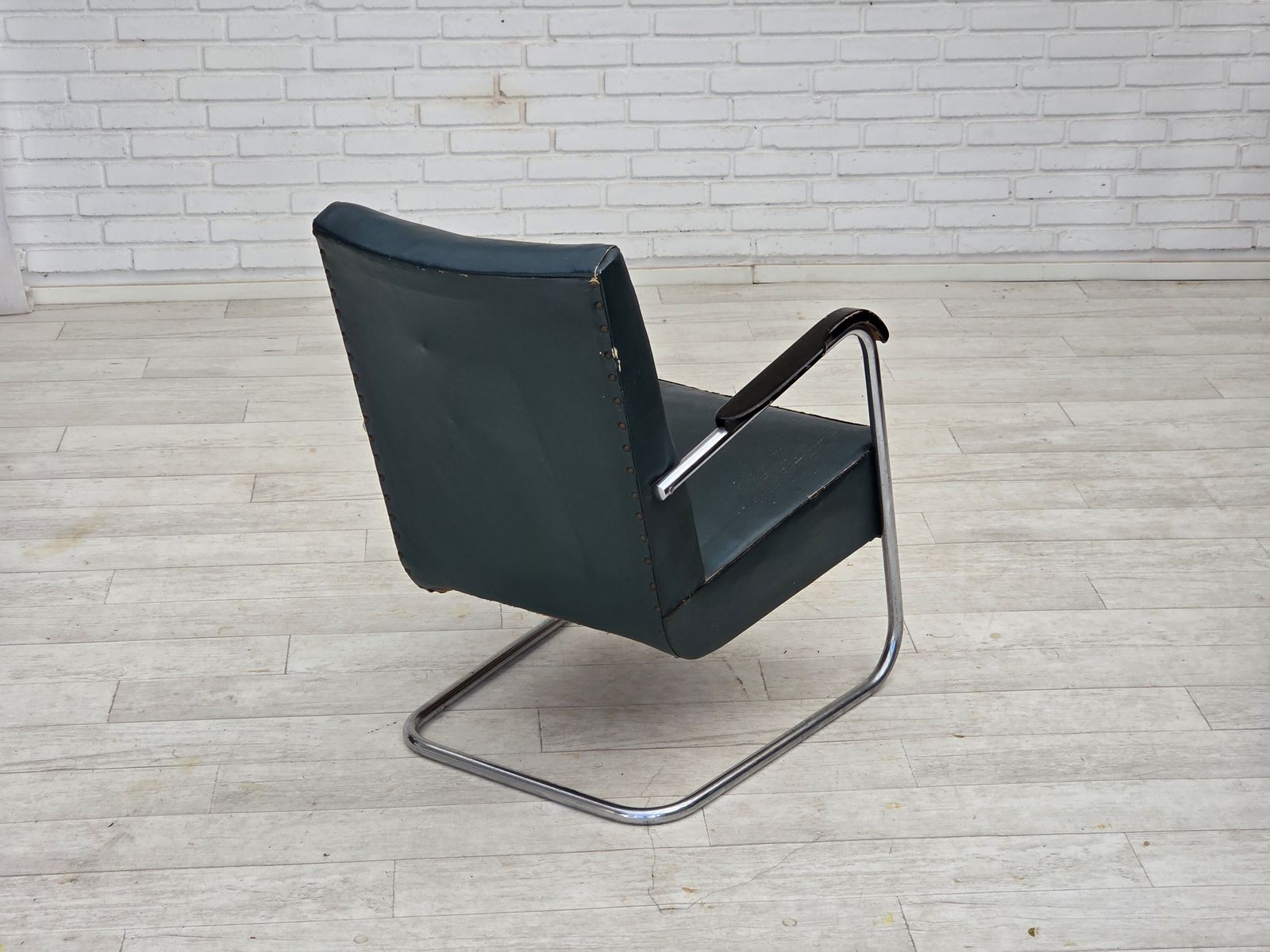 photo furniture 1950s, Scandinavian Armchair In Bauhaus Style, Original Condition.