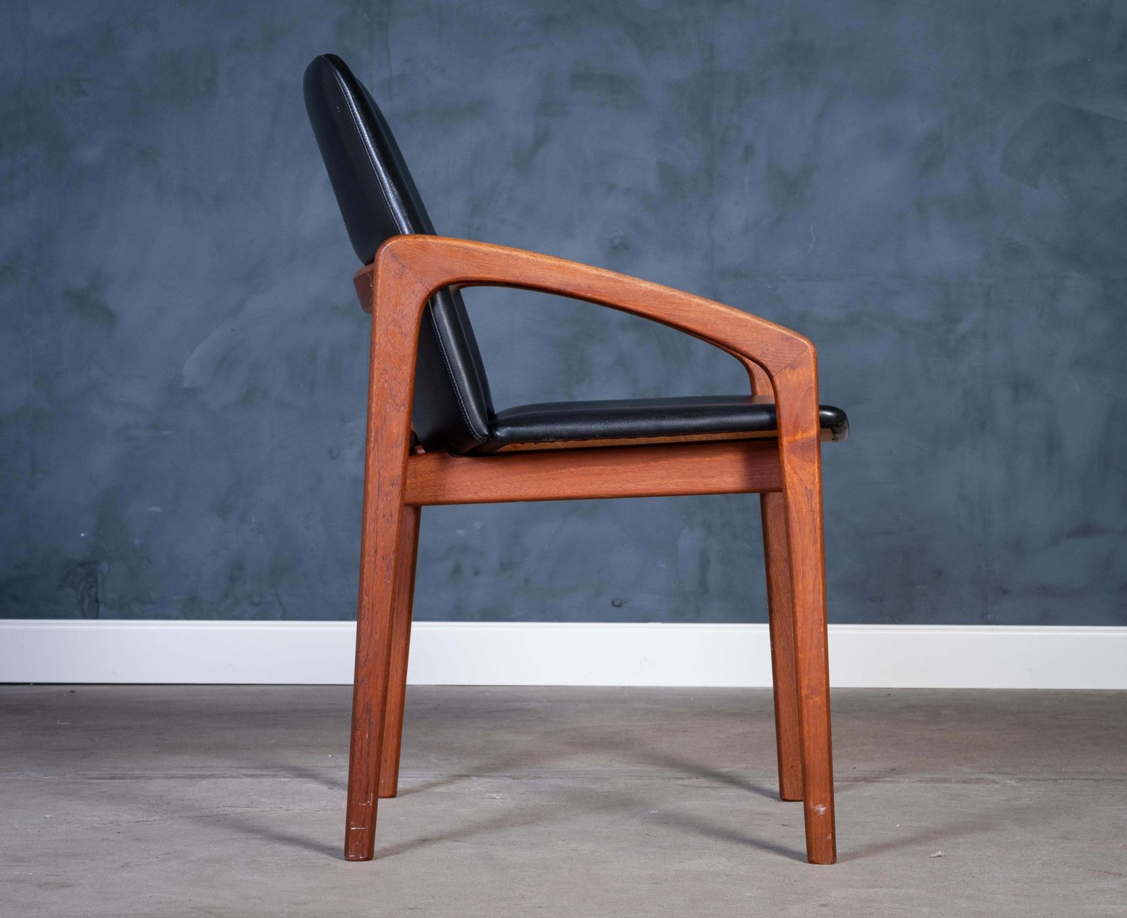Danish Model 23 Armchair In Teak And Black Leather By Henning Kjærnulf, 1960s D photo vinterior