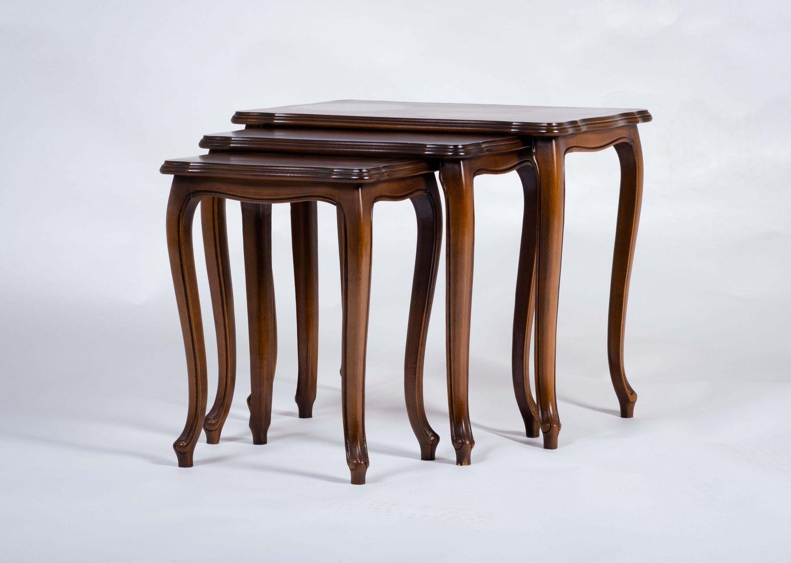 Vintage Louis XV Style Nesting Tables In Nut Wood, Set Of 3 photo 613.0