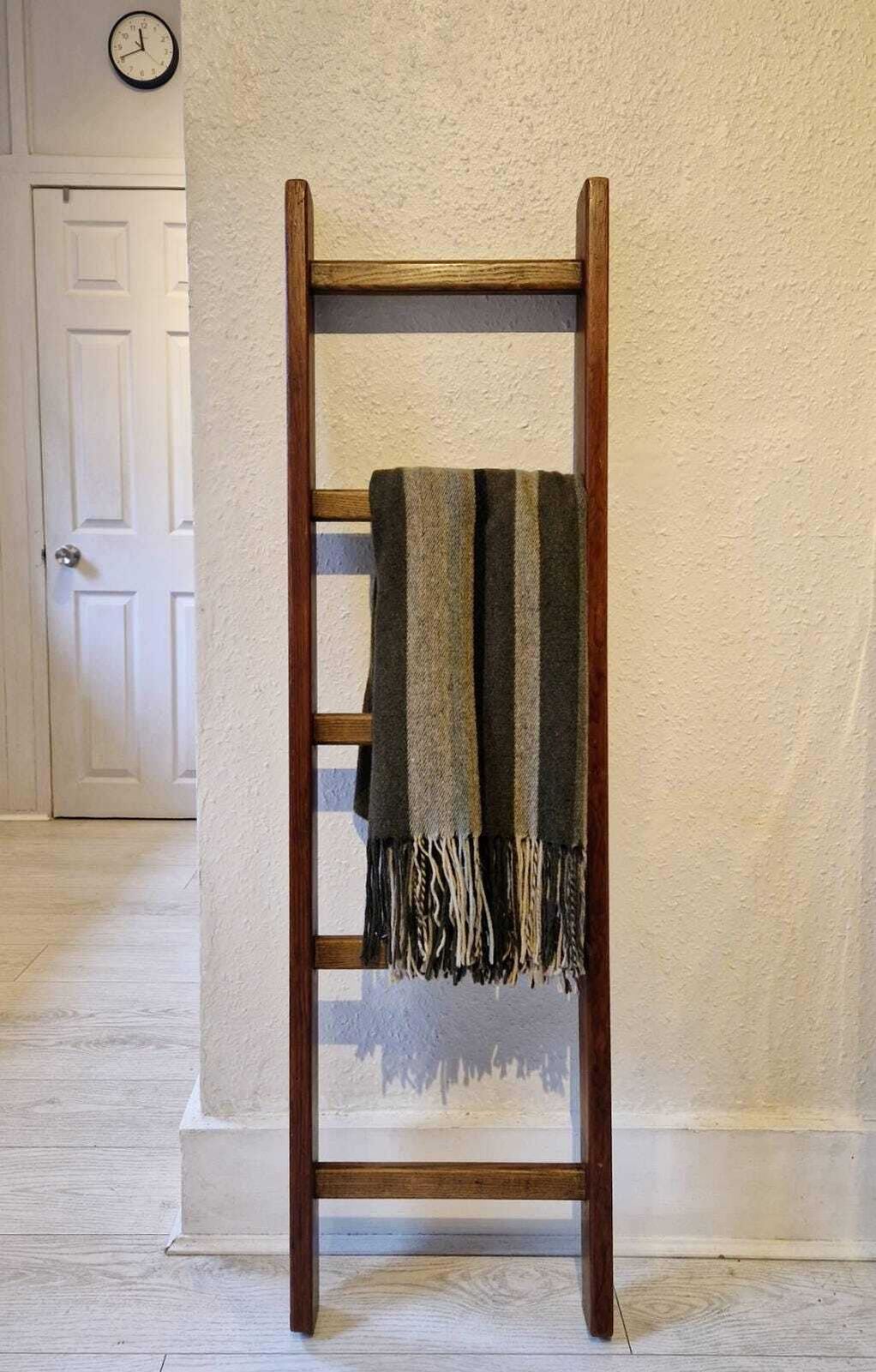 Wooden Ladder Display Blankets Towels, Rich Brown Woodgrain Finish