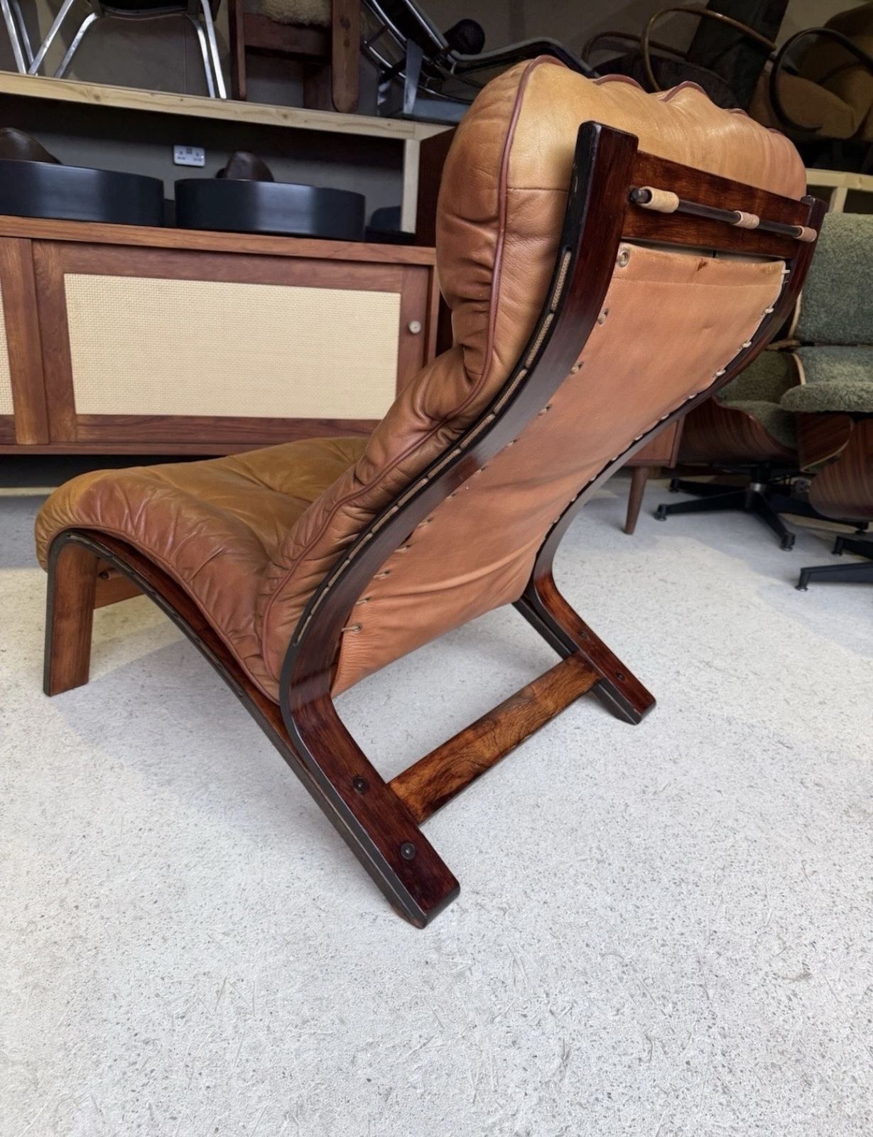 Mid Century Norwegian Tan Leather Lounge Chair By Oddvin Rykken photo for sale