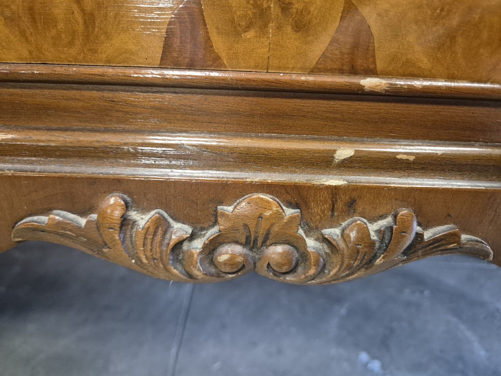 Archie Shine 1930s Queen Anne Style Burr Walnut Sideboard photo vinterior