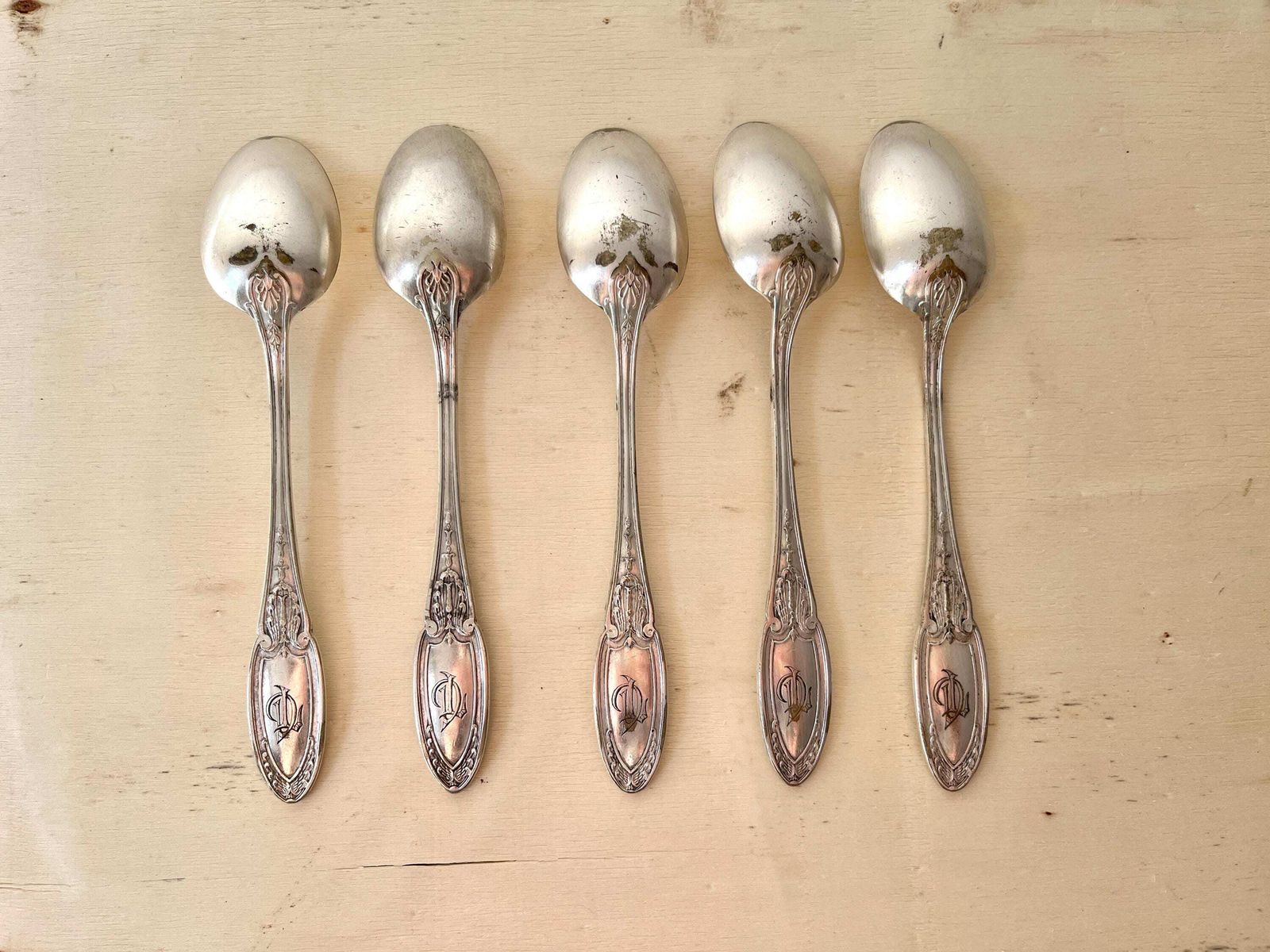 Art Nouveau Ercuis 30 Pieces Cutlery Set In Silver Metal 1900's, Antique French Tableware, Ld Monogrammed Cutlery photo vintage