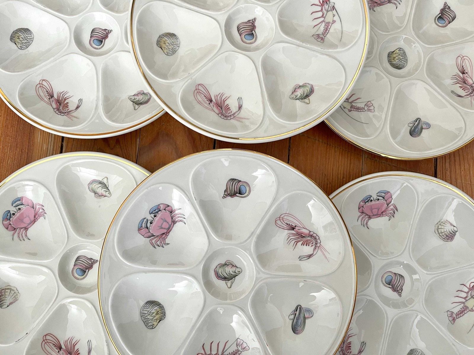 photo furniture Set Of 6 Porcelain Oyster Plates From Limoges By Louis Lourioux 60s, Vintage Fine Bone Seafood Plates, Vintage French Tableware