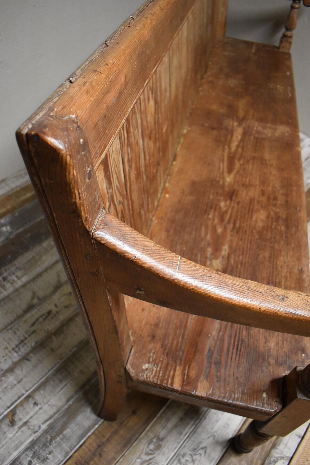 photo vinterior 19th Century Victorian Stripped Pine Chapel School Seating Bench