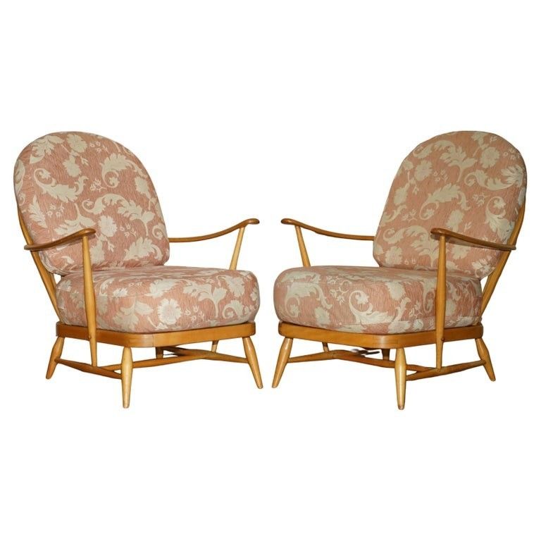 Pair Of Sublime Condition Ercol Windsor 203 Blonde Wood Armchairs Part Of Suite