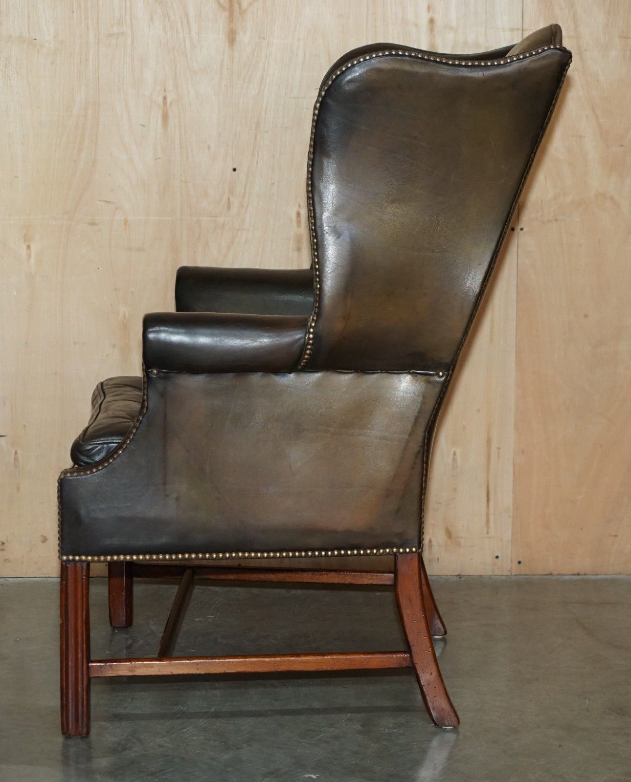 photo buy Stunning Antique Victorian Leather Wingback Armchair Thomas Chippendale Buttons