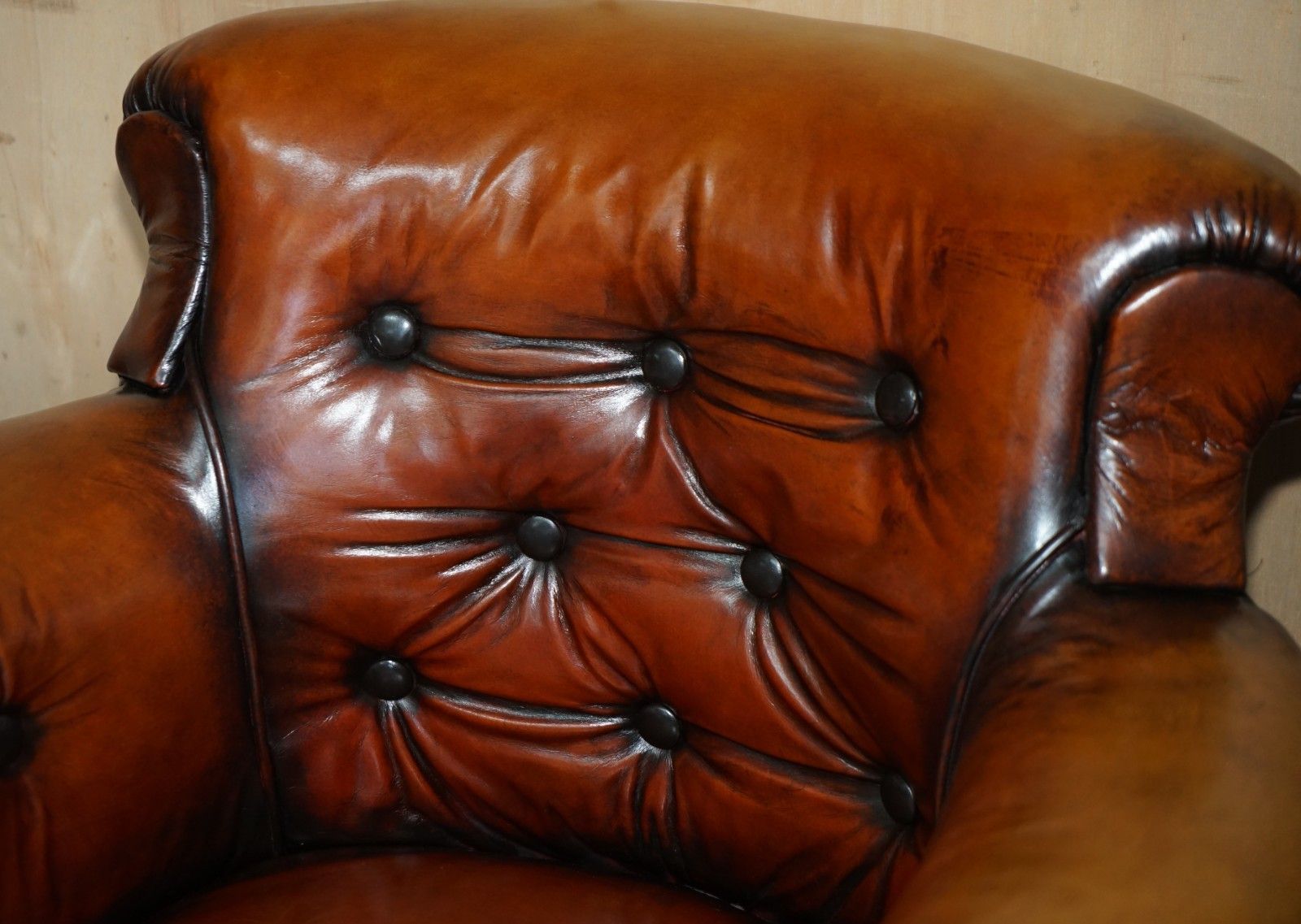 Fully Restored Edwardian Chesterfield Hand Dyed Brown Leather Tub Club Armchair photo vinterior