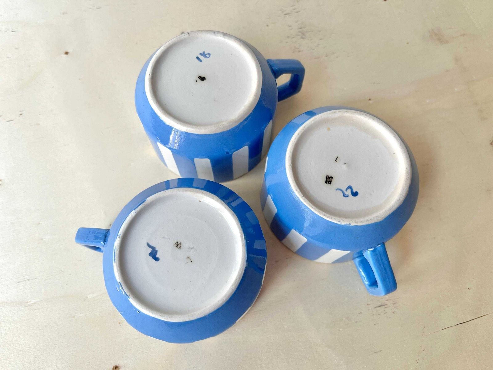 244.0 French Art Deco Set Of 3 Teacups And Saucers, Fox Trott Sarreguemines France 1930s, Antique Blue Stripes Earthenware Tableware photo